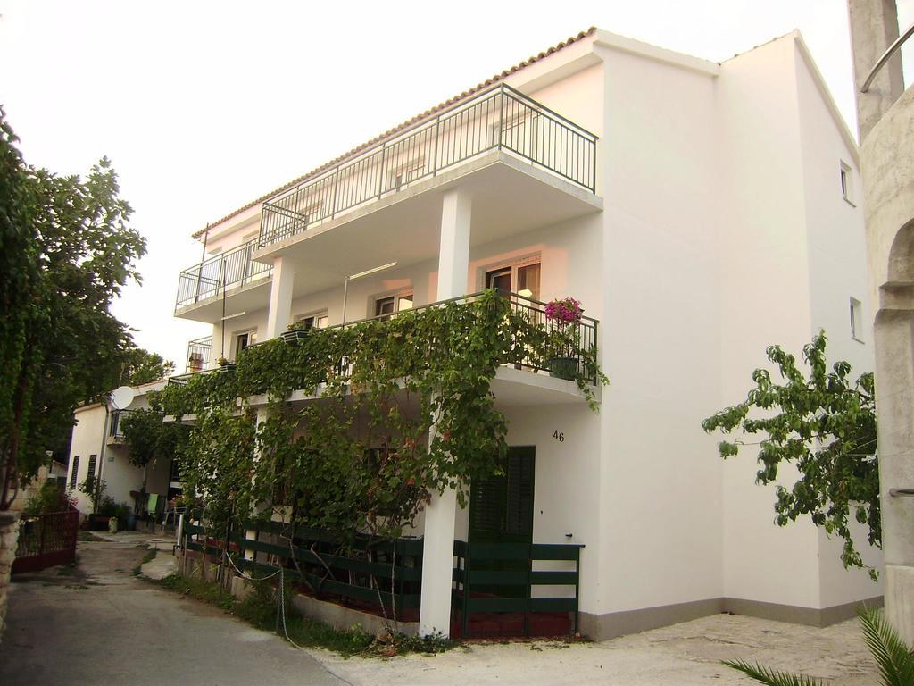 Apartment Kosor Zaboric Oda fotoğraf